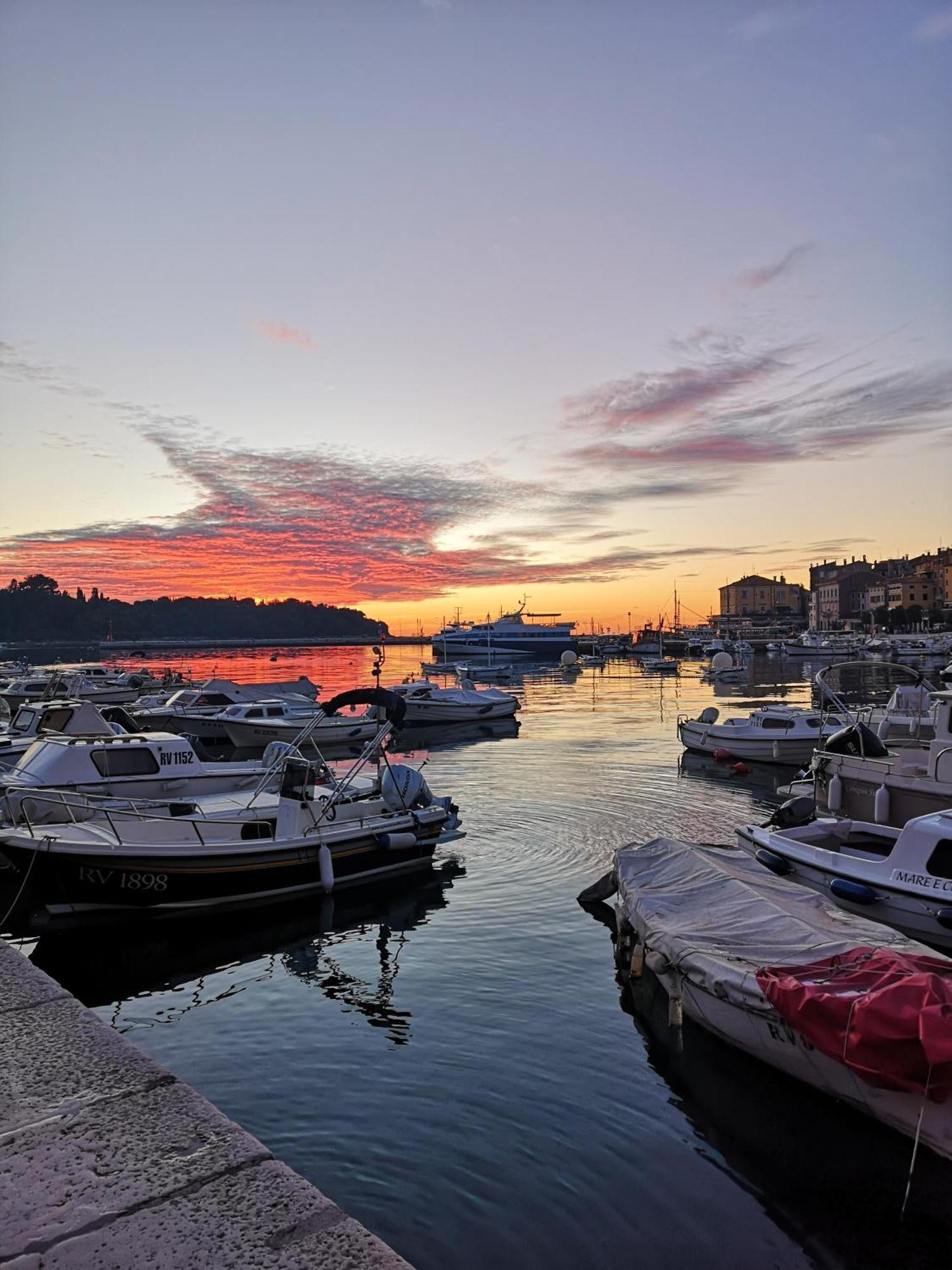 Apartment Michaela 4-Sterne & Parking Rovinj Bagian luar foto