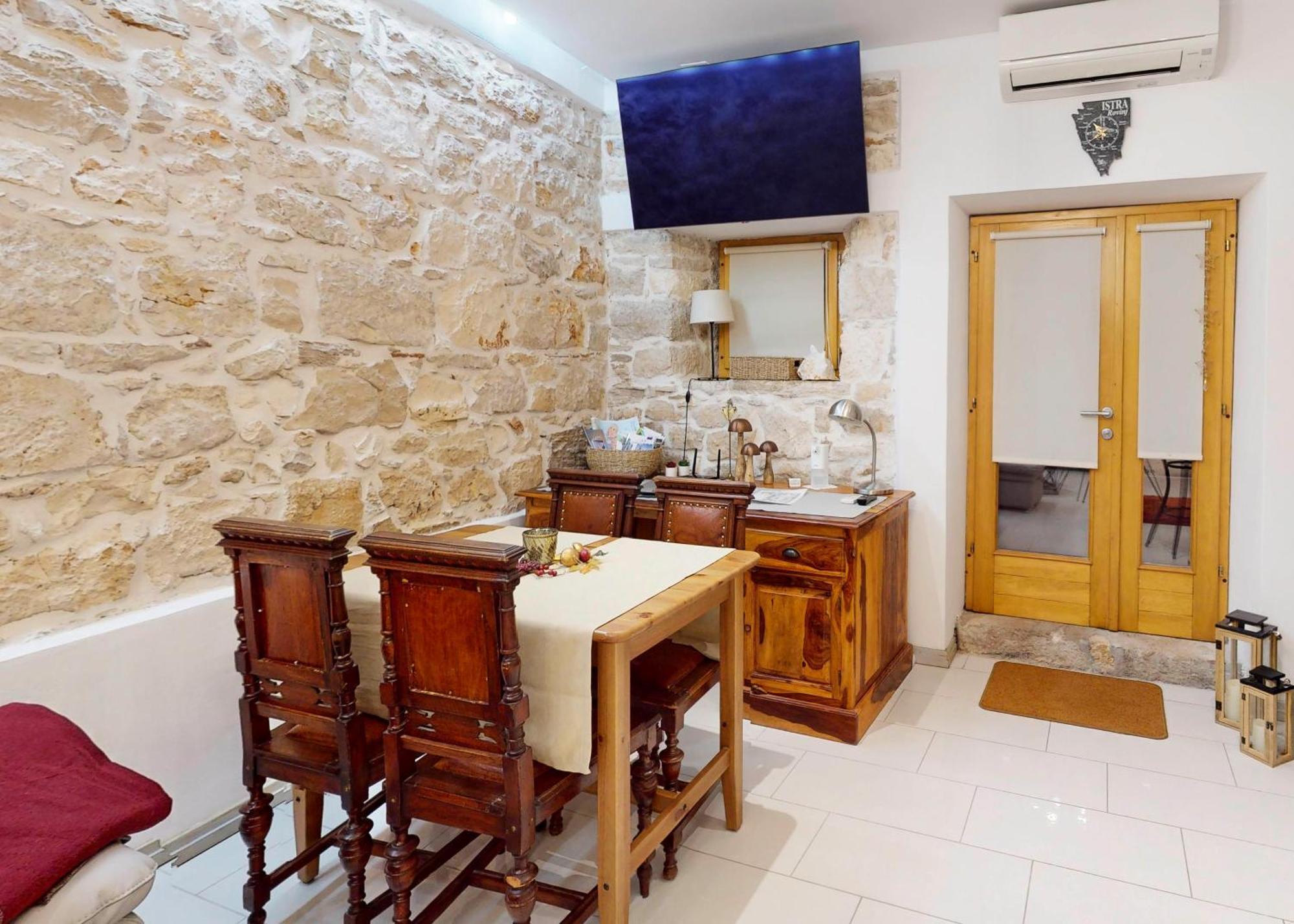 Apartment Michaela 4-Sterne & Parking Rovinj Bagian luar foto